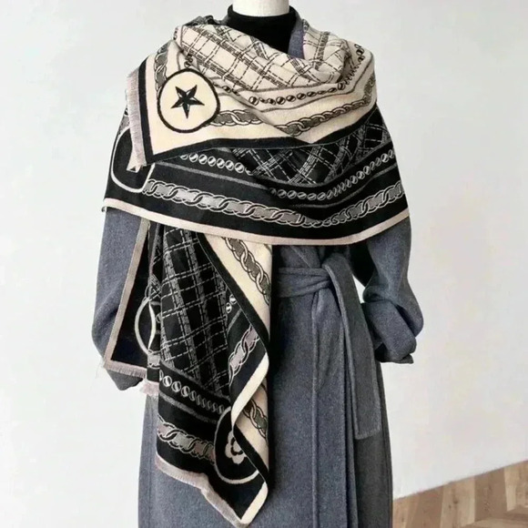 Beautiful Scarf New in Package - Picture 1 of 9